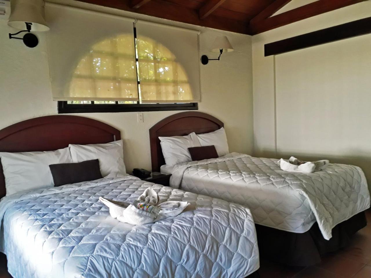 Kal Nawi Hotel San Salvador Kültér fotó