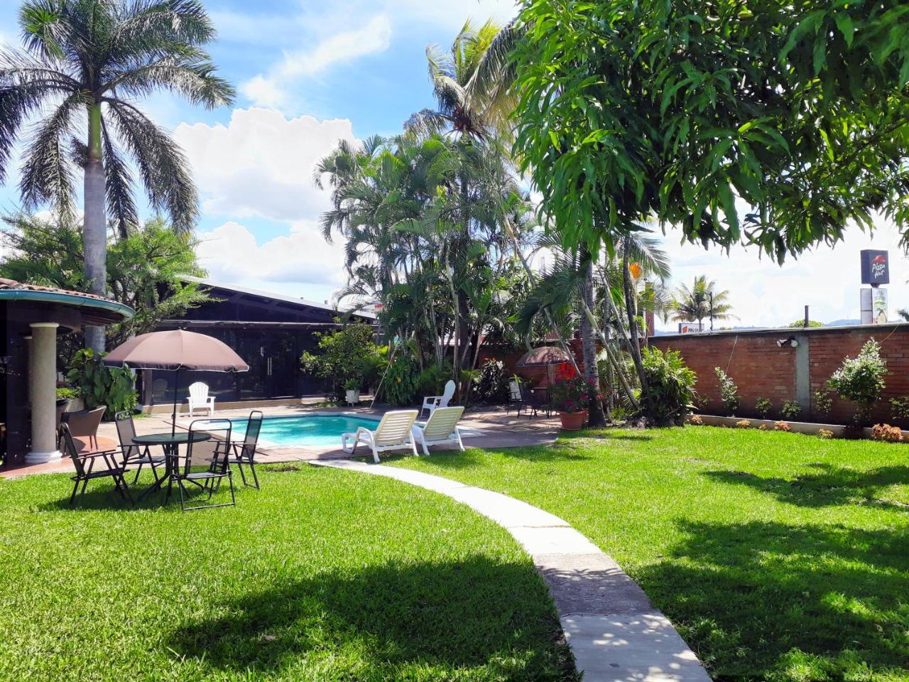 Kal Nawi Hotel San Salvador Kültér fotó