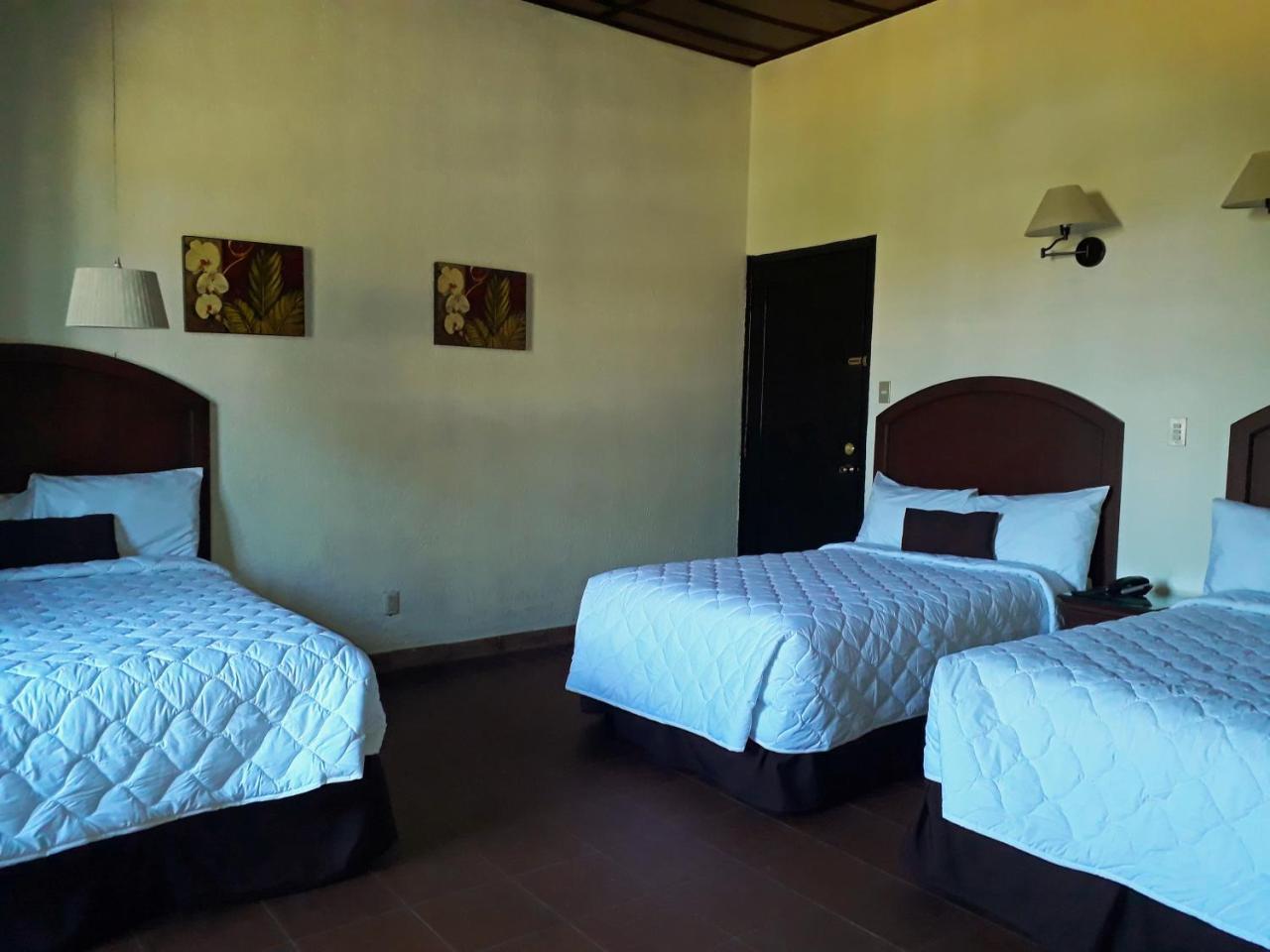 Kal Nawi Hotel San Salvador Kültér fotó