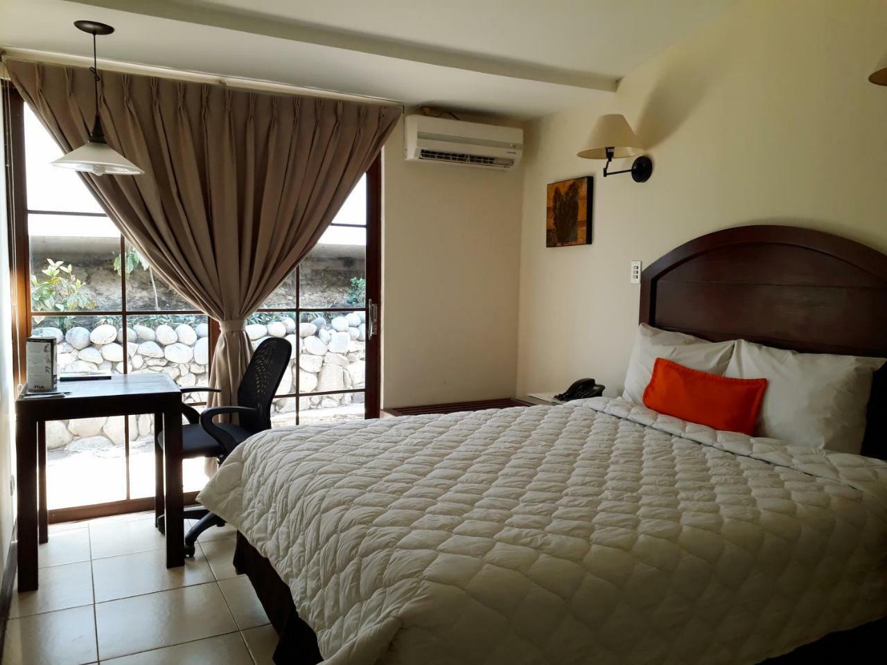 Kal Nawi Hotel San Salvador Kültér fotó