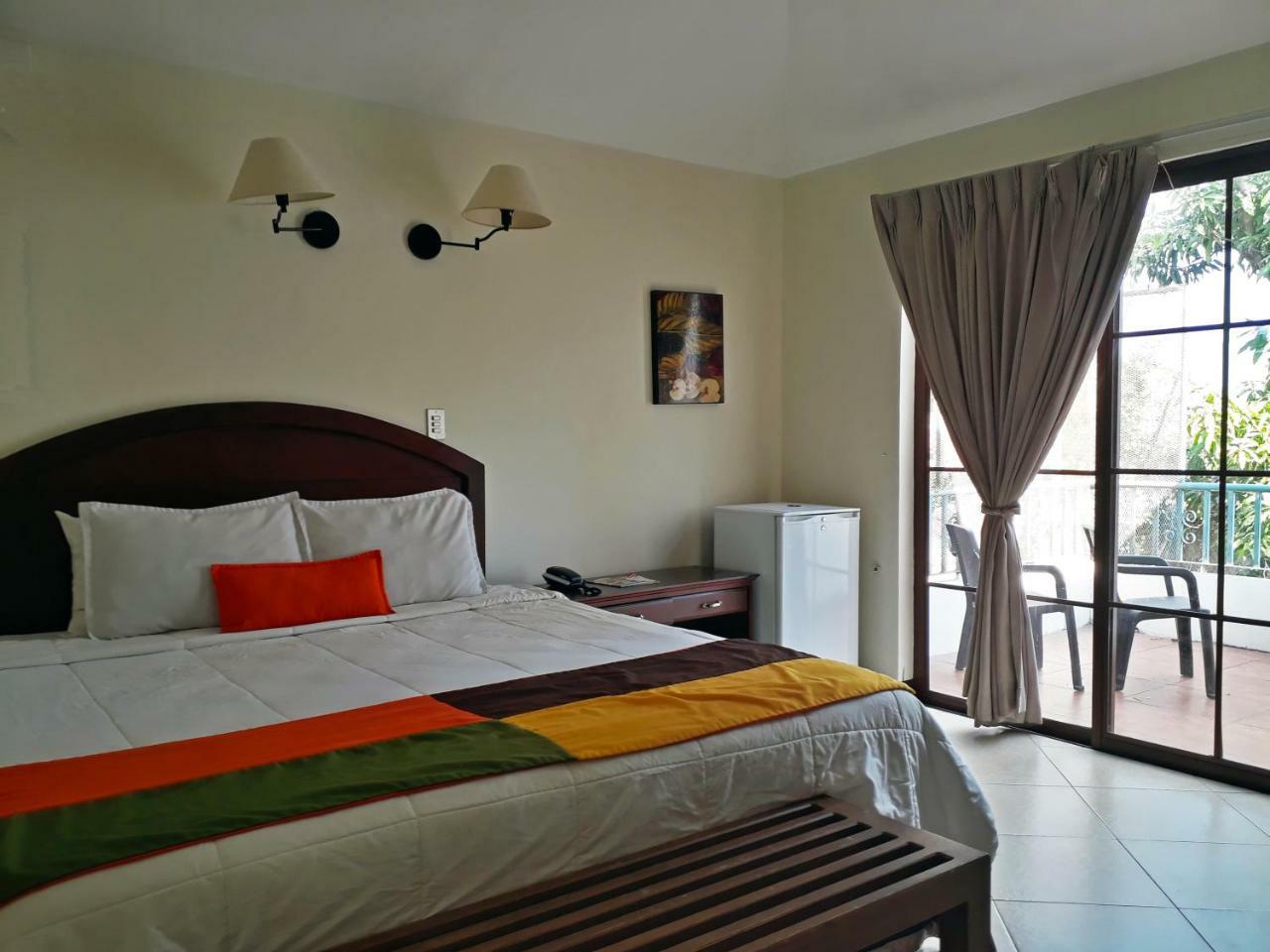 Kal Nawi Hotel San Salvador Kültér fotó