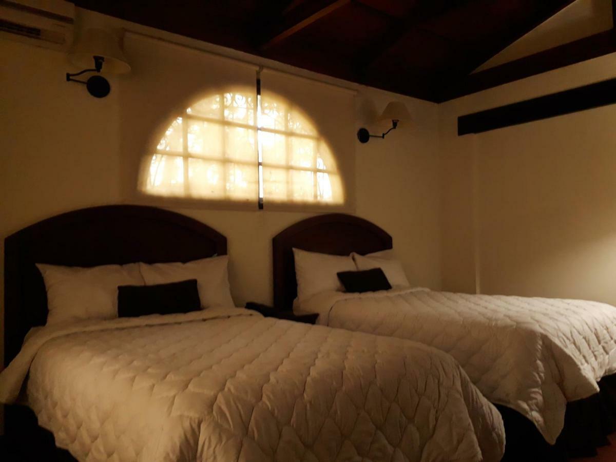 Kal Nawi Hotel San Salvador Kültér fotó