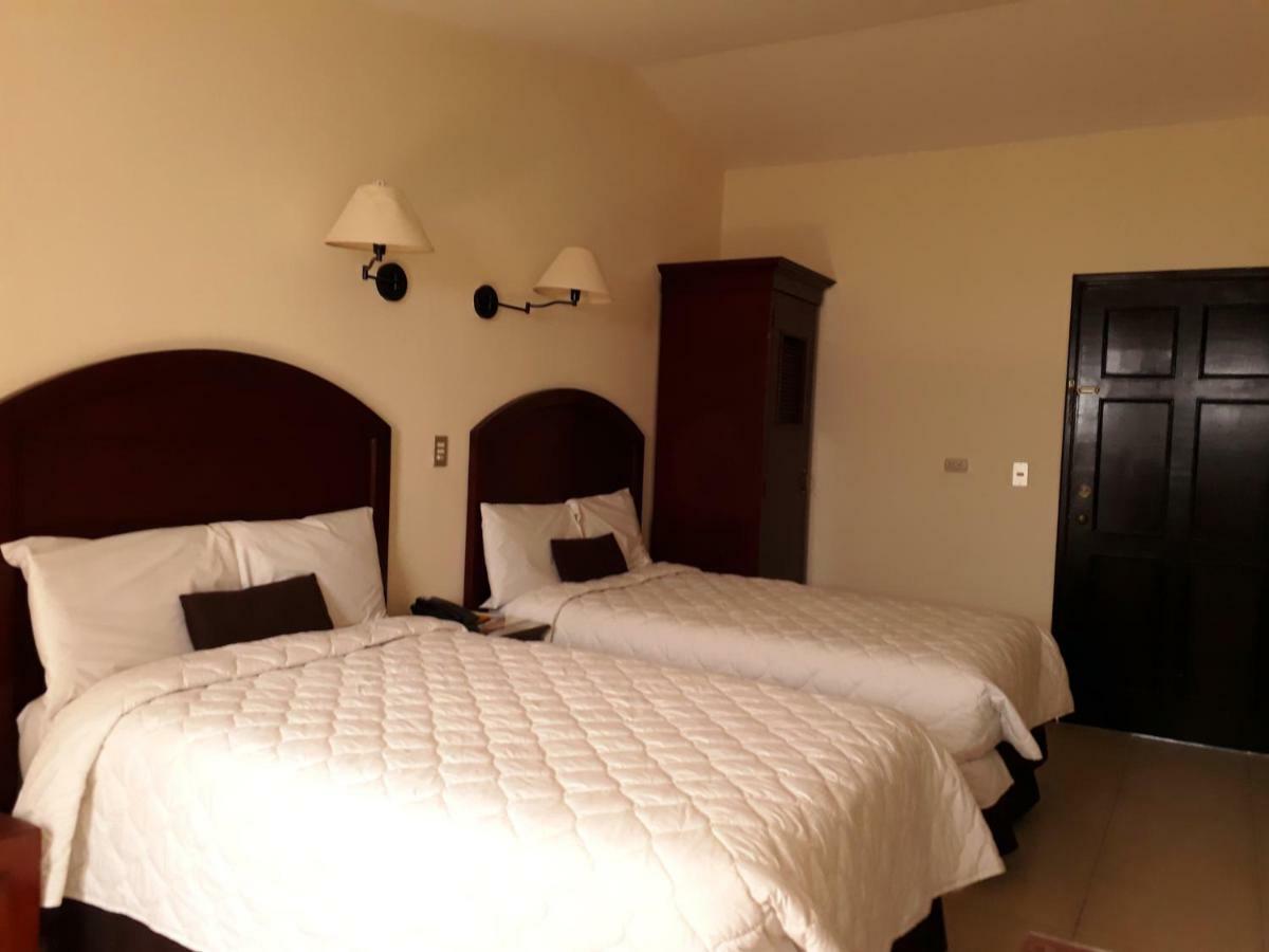 Kal Nawi Hotel San Salvador Kültér fotó