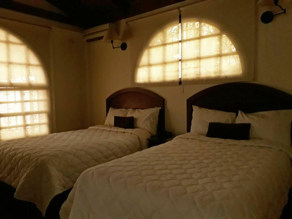 Kal Nawi Hotel San Salvador Kültér fotó